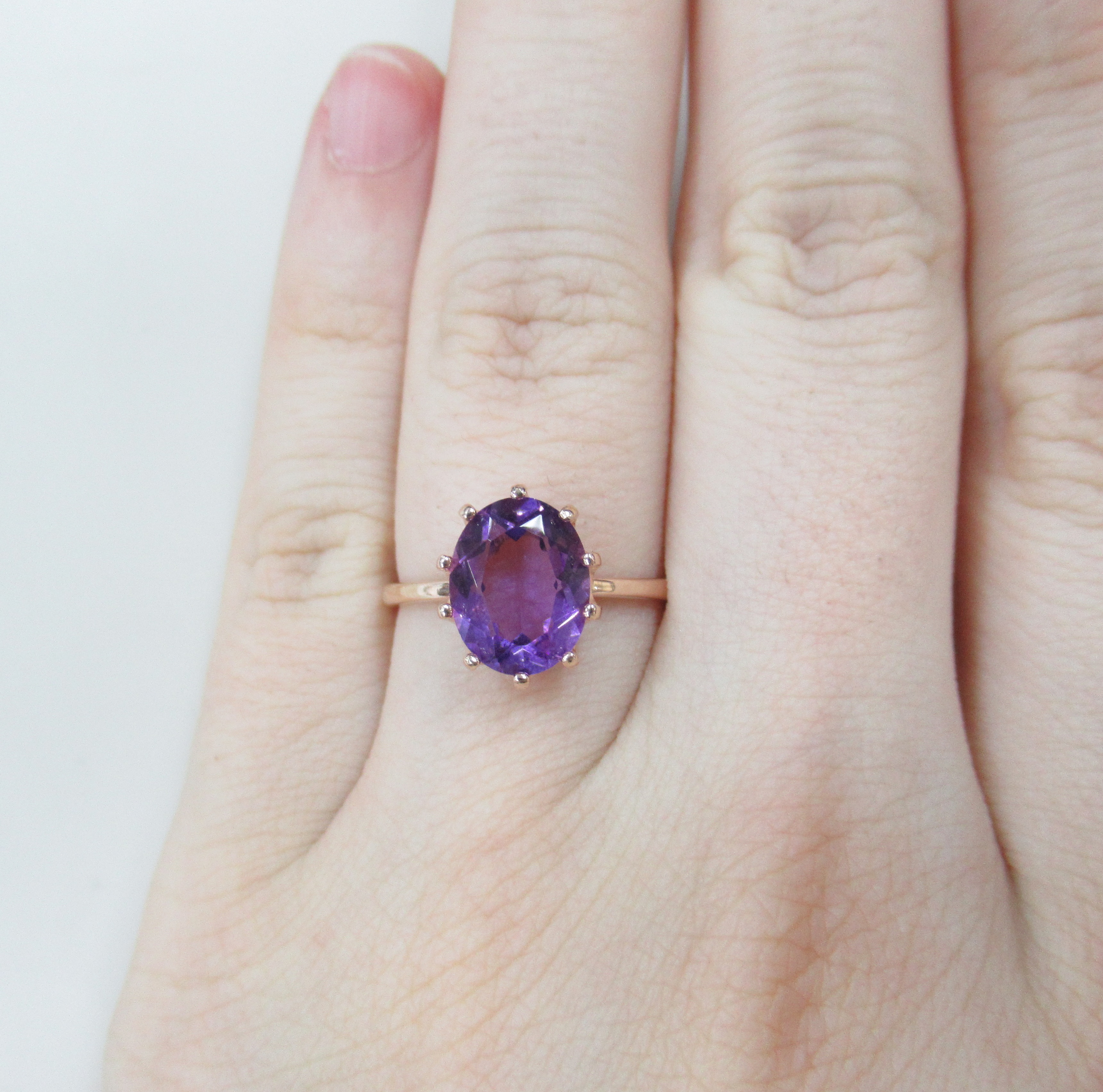 Серебряное кольцо с аметистом